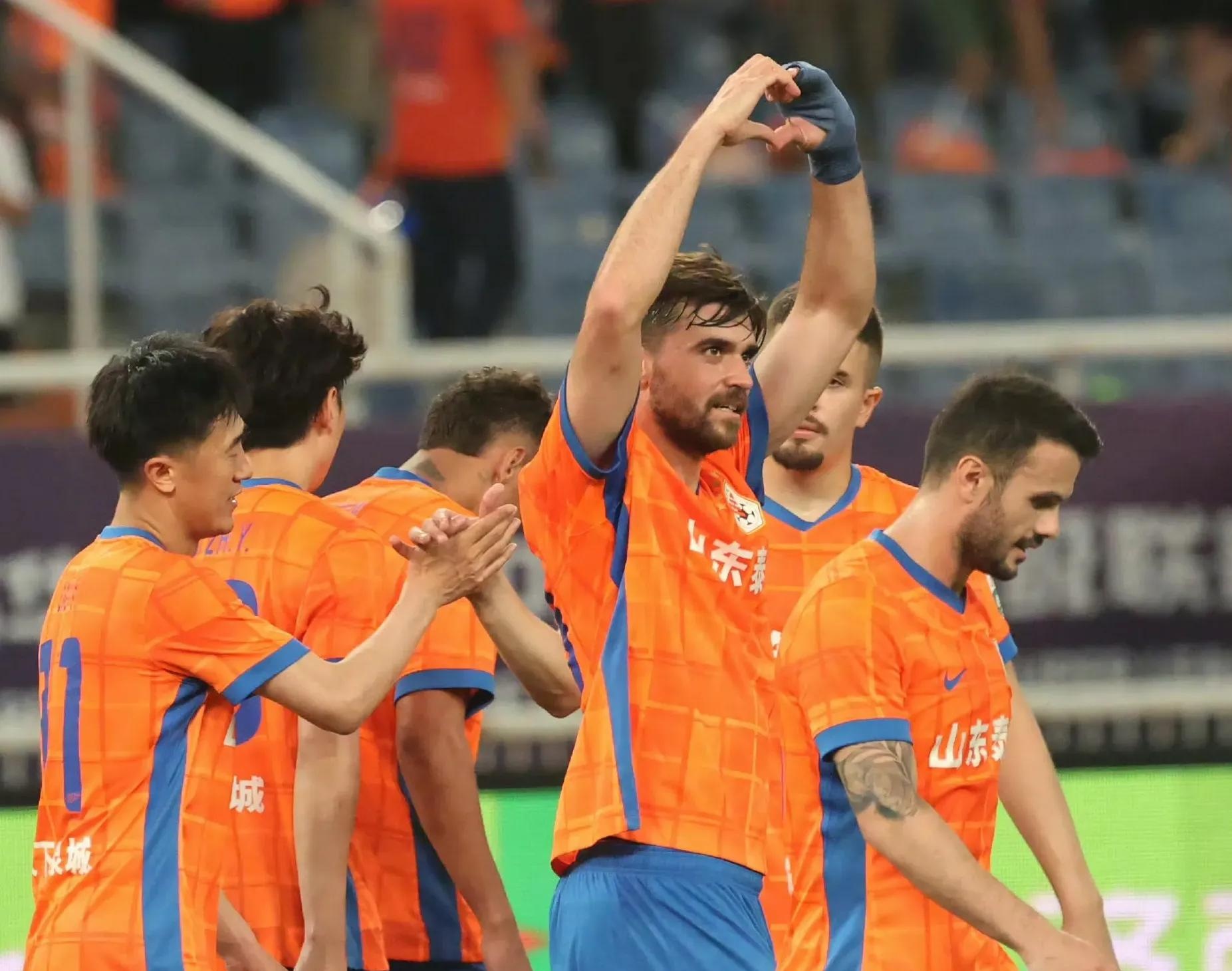 包含CBA季后赛清晨走向成谜；山东泰山官宣签约；信心回归；球队文化再被提及的词条